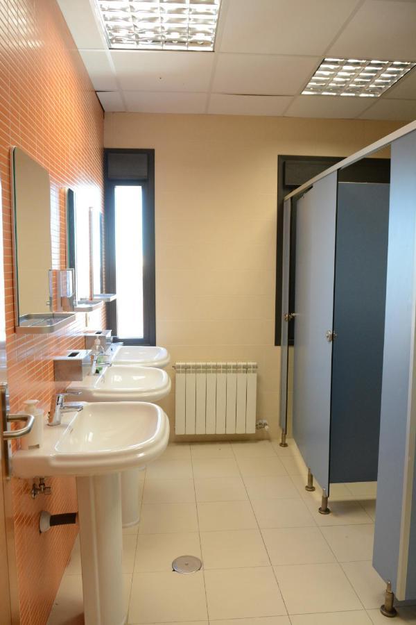Albergue Villa Nava De La Asuncion מראה חיצוני תמונה
