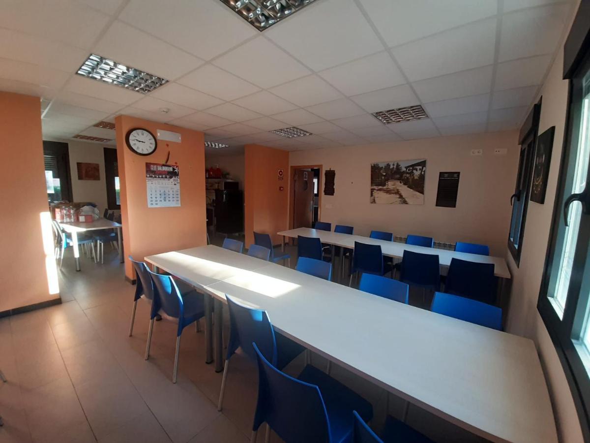 Albergue Villa Nava De La Asuncion מראה חיצוני תמונה